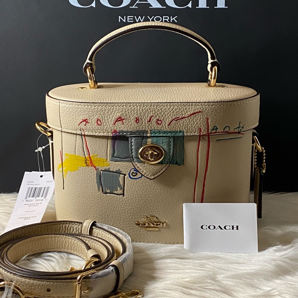 💰SOLD - C5655 - Coach X Jean Michel Basquiat Kay Crossbody - Picture 9 of 10